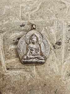 Pendente tibetano in argento con Buddha