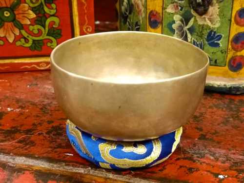 campana tibetana antica Thadobati