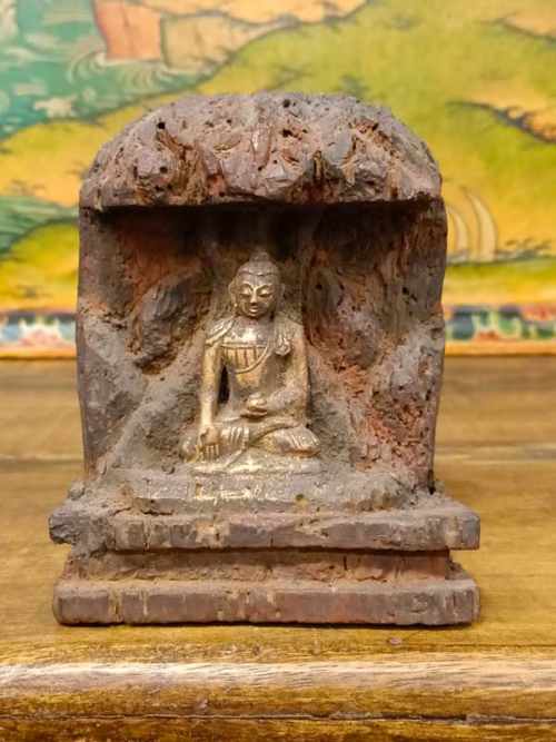 bassorilievo buddha ratnasambhava