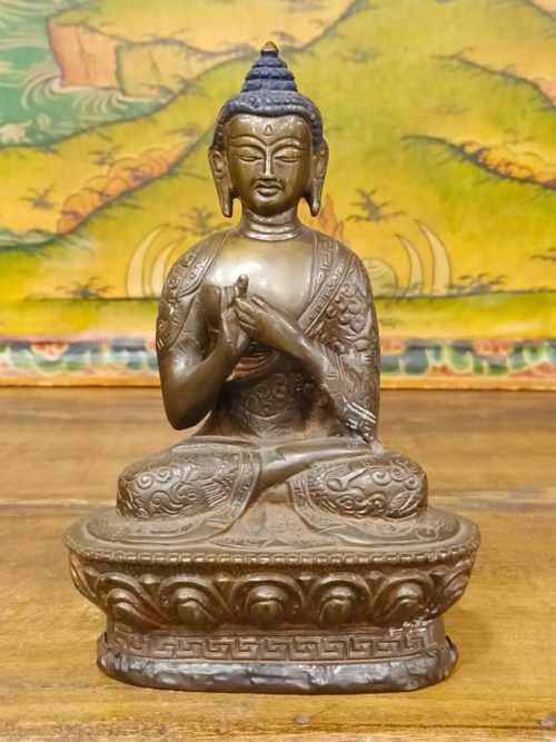 statua buddha vairochana