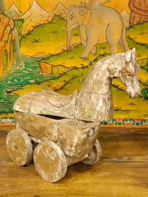 statua cavallo portaspezie