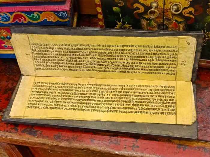 Libro tibetano di preghiere