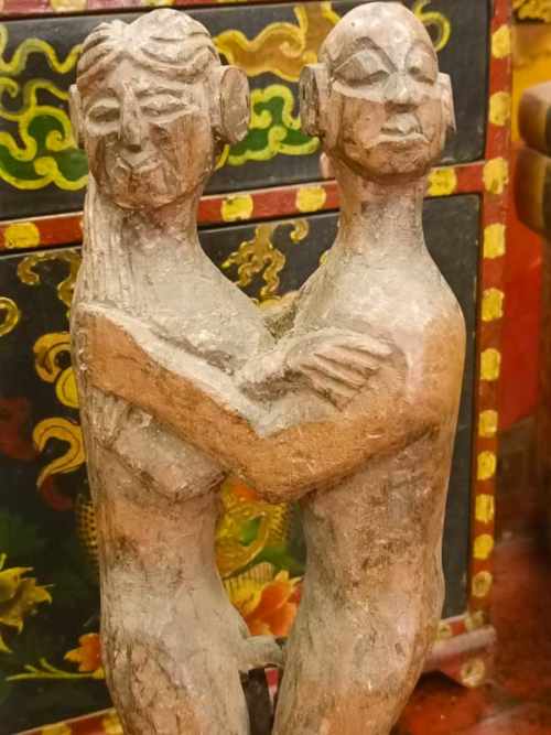 Statua coppia per la fertilità