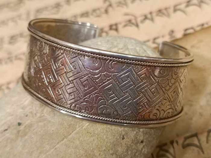 Bracciale argento 925 con gli 8 simboli tibetani di buon auspicio